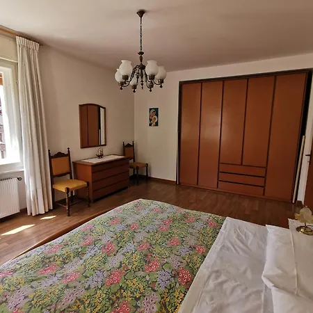 Corte * ארונצו די קדורה